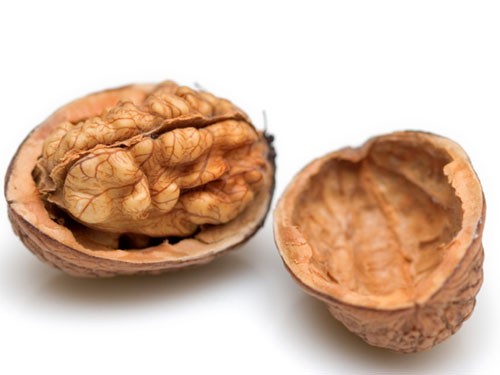 Photo Credit: http://www.seriouseats.com/images/22100414-walnuts2.jpg